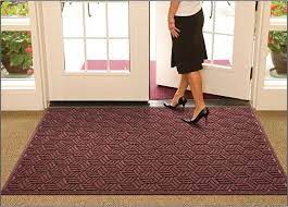 What Advantages Do Door Mats Offer?