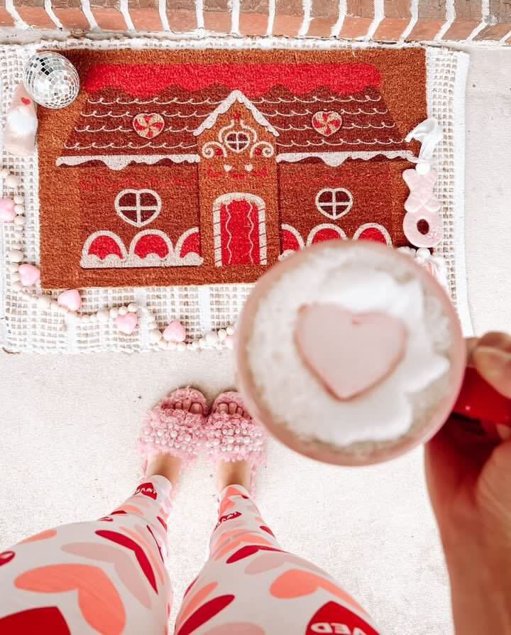 Romantic Gingerbread House | Coco Mats N More